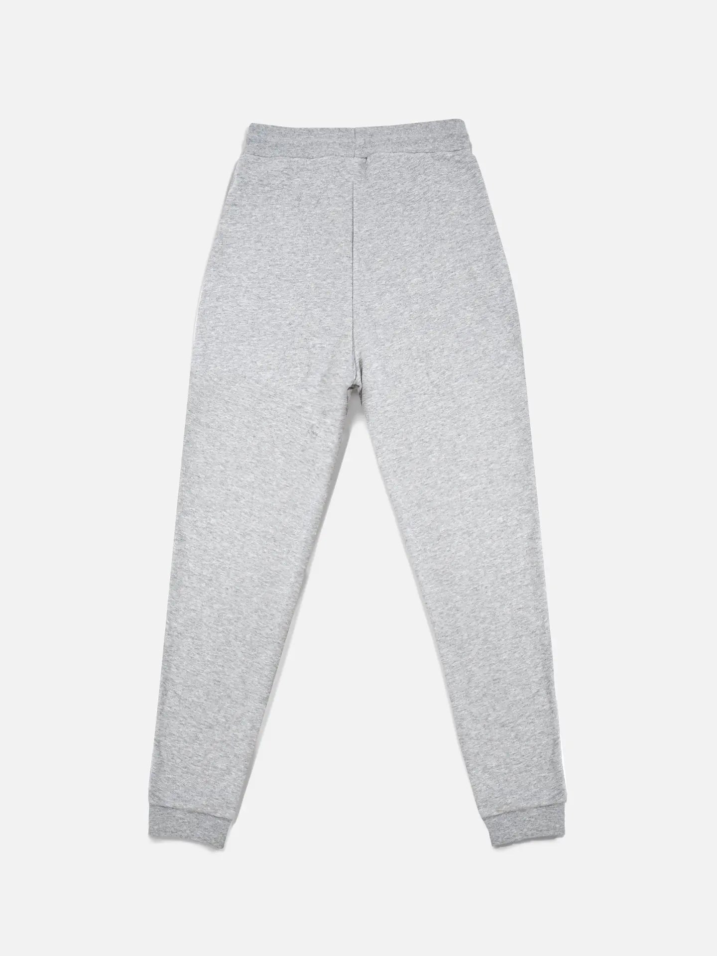 The De Koersbroek Sweatpants by La Machine Cycle Club in light gray are laid flat on a white background, showcasing an elastic waistband, zipped side pockets, and cuffed ankles.