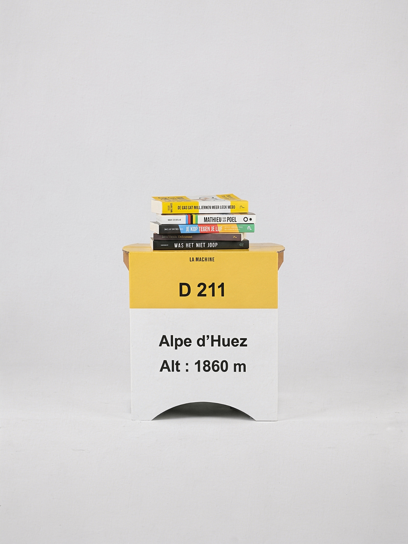 Alpe d'Huez 2-in-1 Hocker & Beistelltisch