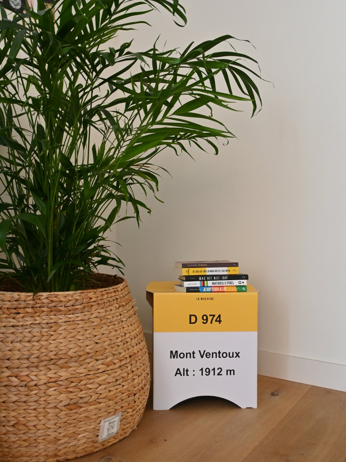 Mont Ventoux - 2-in-1 Stool & Sidetable