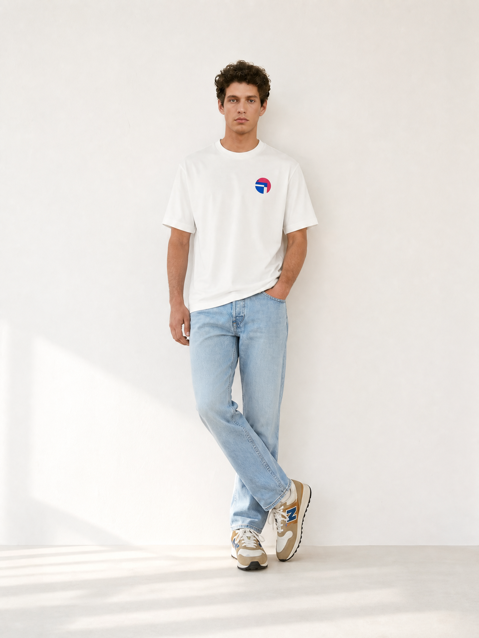 A model wearing the Lampre Fondital '06 - Loose Fit - T-shirt by La Machine Cycle Club.