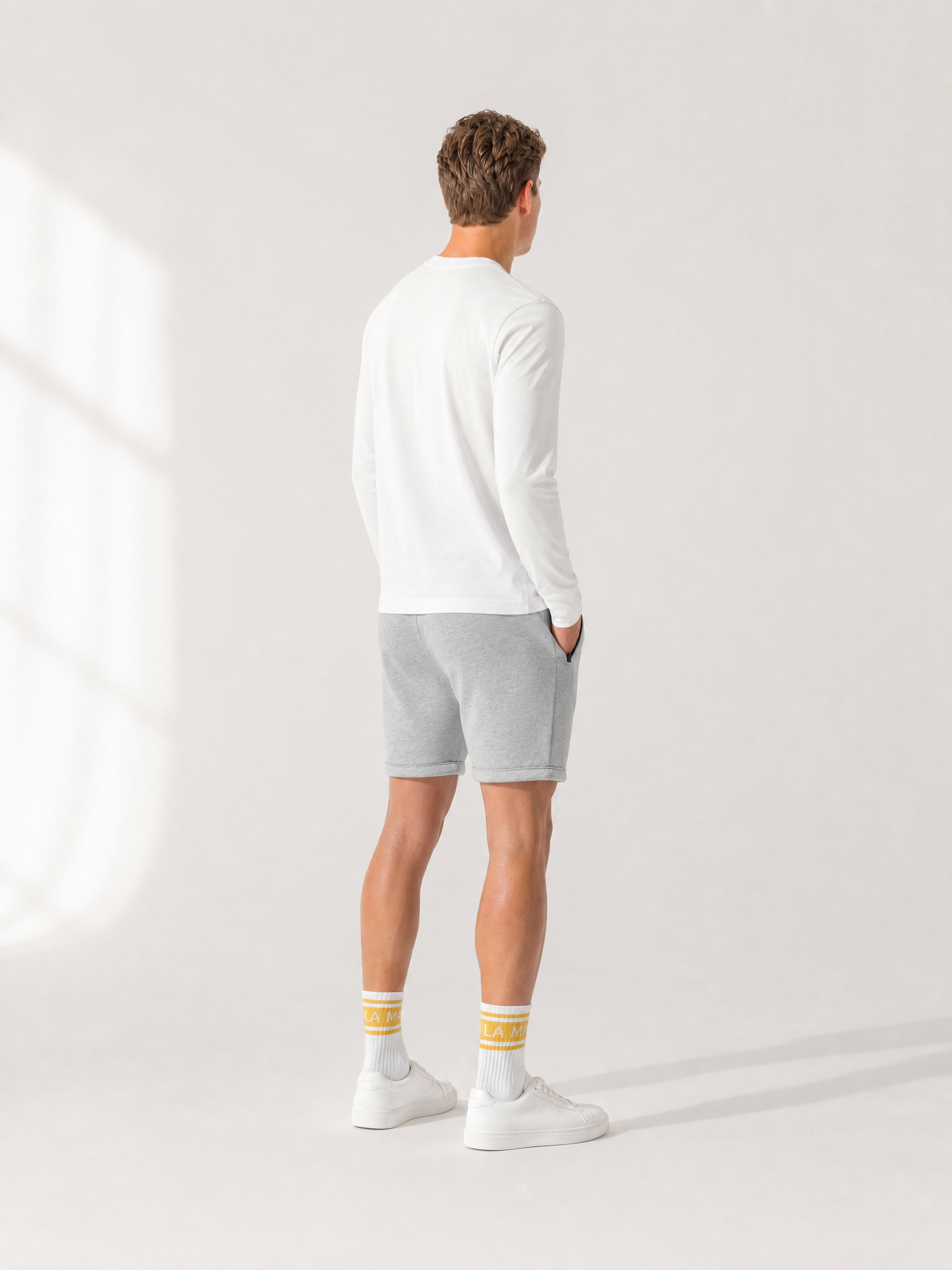Beyond the bike - Sweatshorts - Melange Grey
