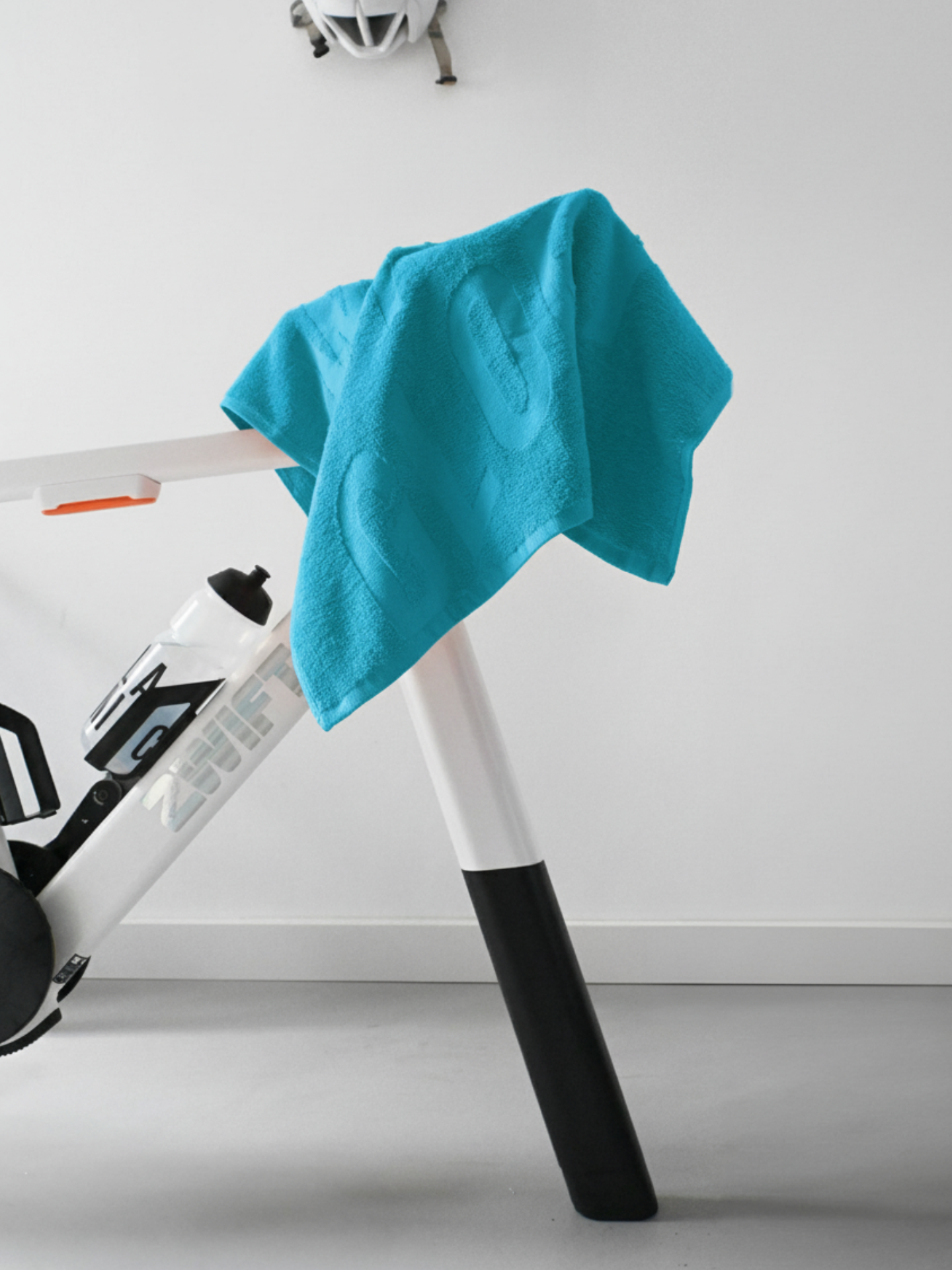Additional view of the Empty the Tank - Towel - 60x80 cm by La Machine Cycle Club.